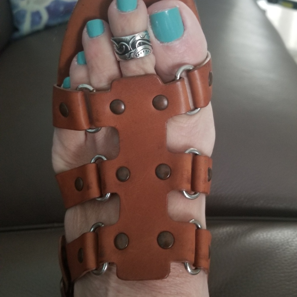 Jimmy Choo Size 8 Strappy tan sandals